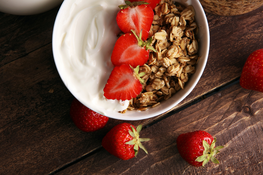 Strawberry And Fruit Granola Yogurt Dish Bishops Orchards