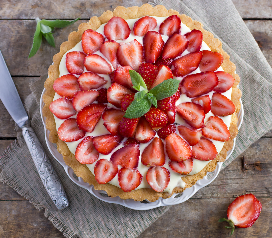 Strawberries And Cookies Torte Bishop S Orchards